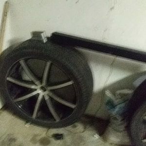 24 inches rims and tires